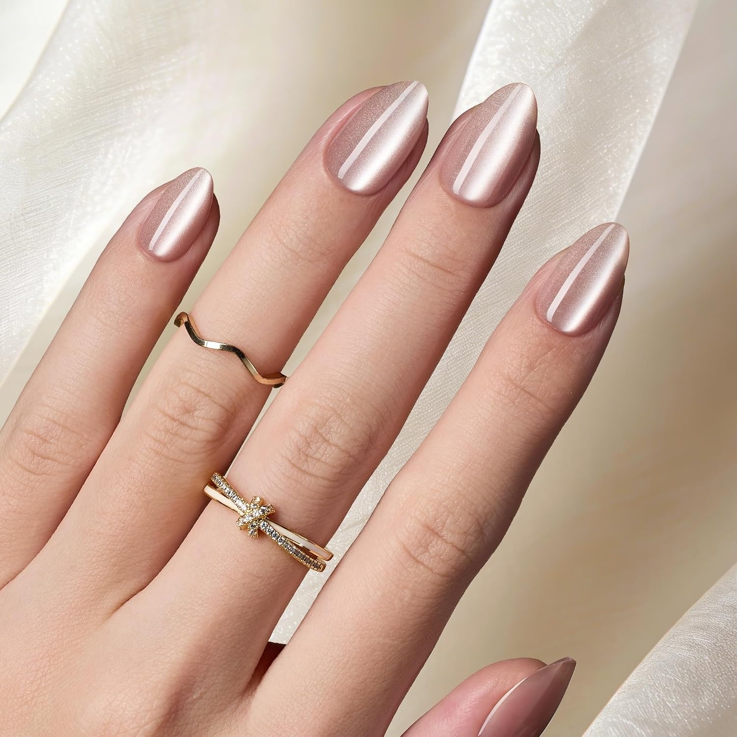 image:imageBeetles X Press Cat Eye Nails  Bubble Aurora  7 Colors Medium Almond Press On Nails  16 Sizes 224 Pcs Natural Salon Quality Soft Nail Gel Art DIY For WomenA  Short Almond  Motion Mist Glow
